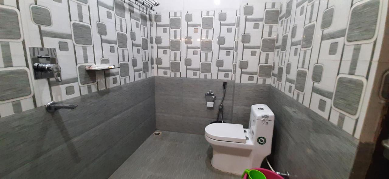 Hotel Sara Pvt Ltd Janakpur Buitenkant foto