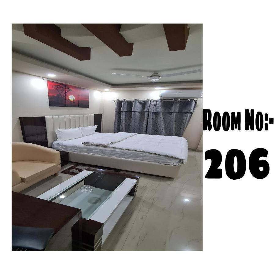 Hotel Sara Pvt Ltd Janakpur Buitenkant foto