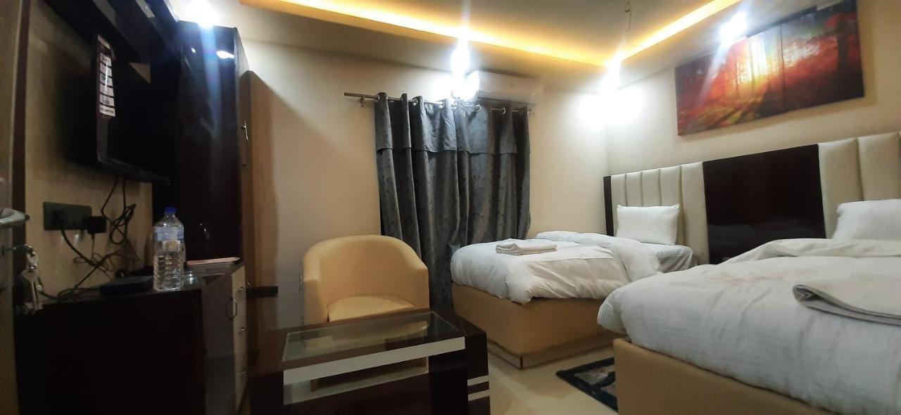 Hotel Sara Pvt Ltd Janakpur Buitenkant foto